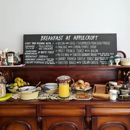 Bed & Breakfast Applecroft House 3*