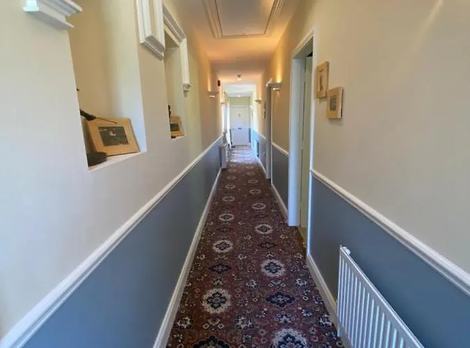 Applecroft House Bed and Breakfast 3*